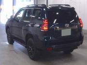 2021 Toyota Land Cruiser Prado Blue: Premium Off-Road SUV for sale