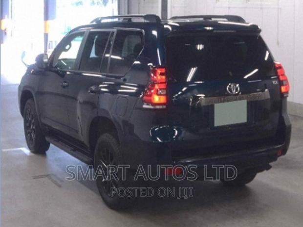 2021 Toyota Land Cruiser Prado Blue: Premium Off-Road SUV