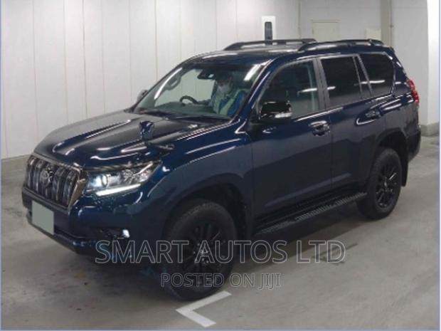 2021 Toyota Land Cruiser Prado Blue: Premium Off-Road SUV