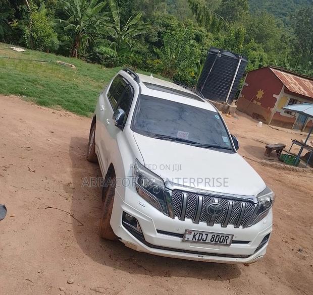 2016 Toyota Land Cruiser Prado 2.8 D-4D - White