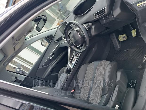 Stylish 2016 Peugeot 3008 in Black - Affordable Luxury Awaits