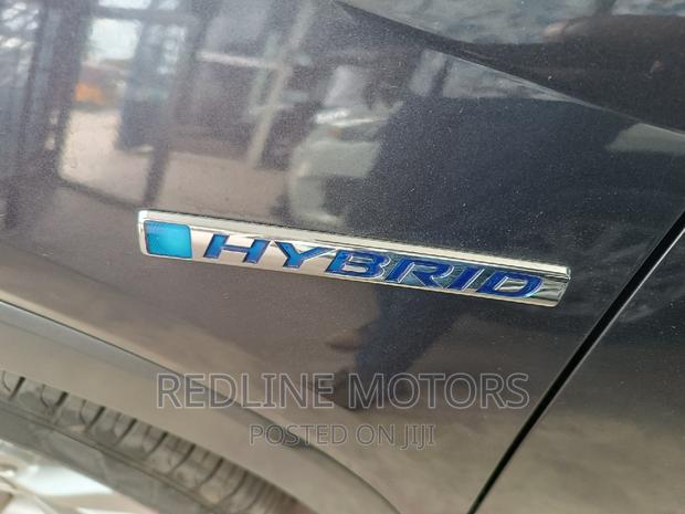 2016 Honda Vezel 1.5 Hybrid 4WD - Used in Gray