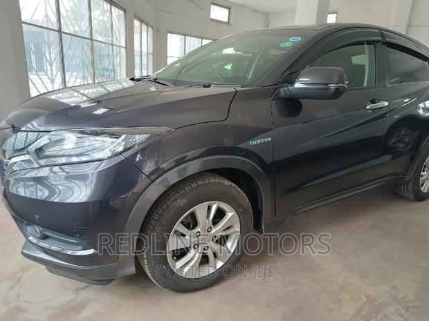2016 Honda Vezel 1.5 Hybrid 4WD - Used in Gray