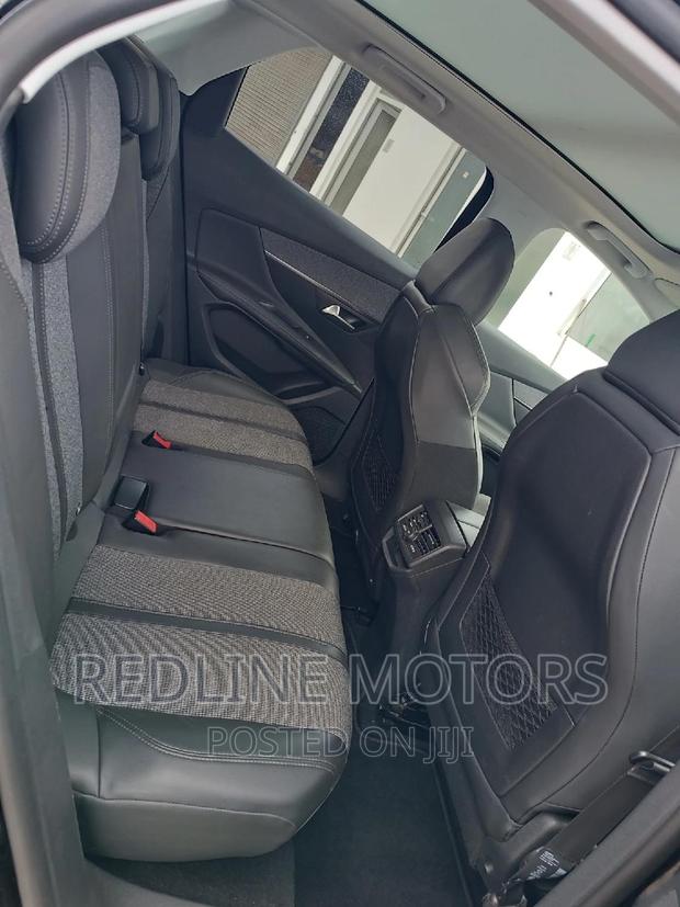 Stylish 2016 Peugeot 3008 in Black - Affordable Luxury Awaits