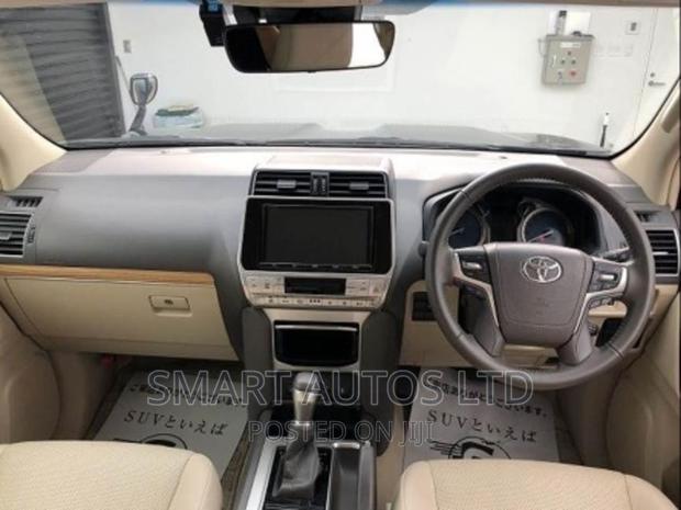 New 2018 Toyota Land Cruiser Prado in Blue: Off-Road Capability