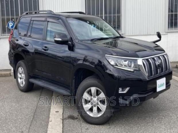 2018 Toyota Land Cruiser Prado: Black Expedition