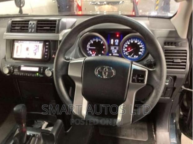 Green 2016 Toyota Prado Land Cruiser: Reliable Off-Roading