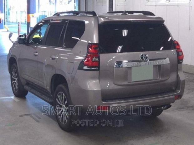 New 2018 Toyota Land Cruiser Prado in Brown: Top-of-the-line SUV