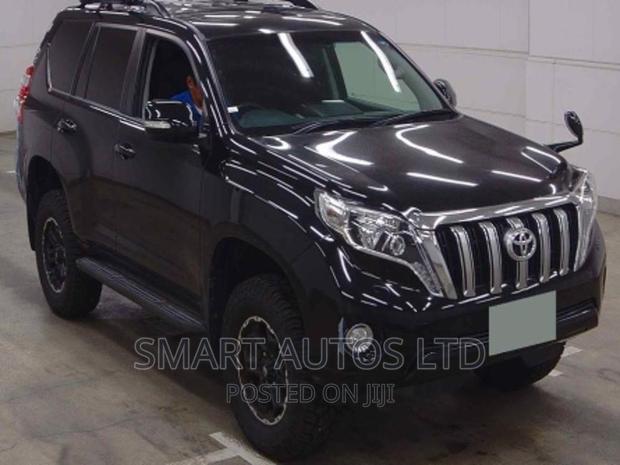 Pre-owned 2017 Toyota Land Cruiser Prado Black - Luxurious SUV Deal
