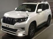 2018 Toyota Land Cruiser Prado Pearl - Top-of-the-line SUV for Adventure for sale