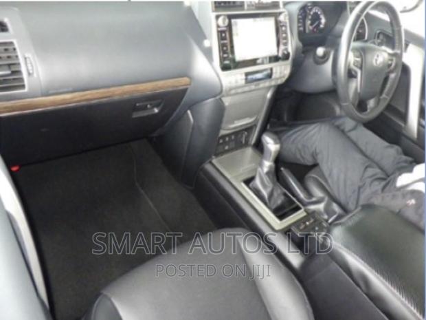 2018 Toyota Land Cruiser Prado - Silver Exclusive
