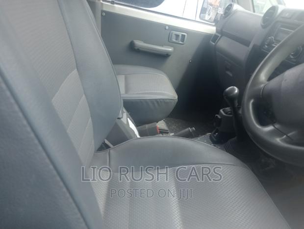 Toyota Land Cruiser 2016 White