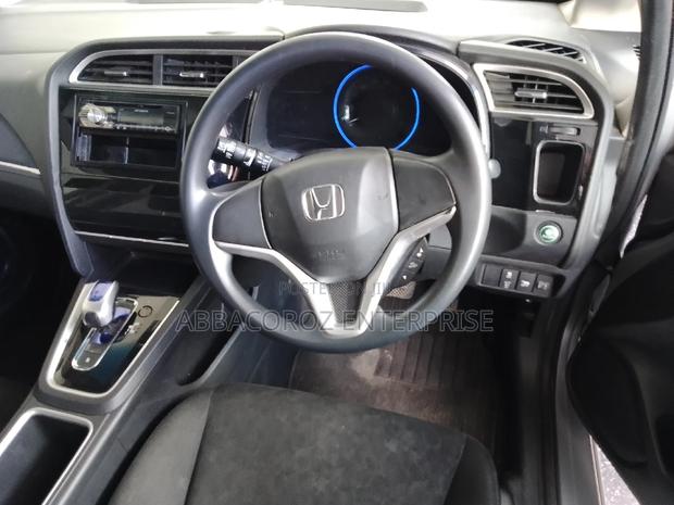 2016 Honda Fit Hybrid 2WD Silver - Affordable and Efficient