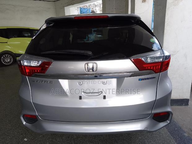 2016 Honda Fit Hybrid 2WD Silver - Affordable and Efficient