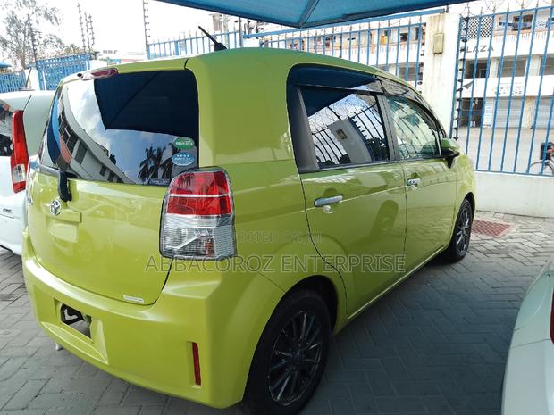 2016 Toyota Spade Green: Elegant, Efficient, and Environmentally Friendly!