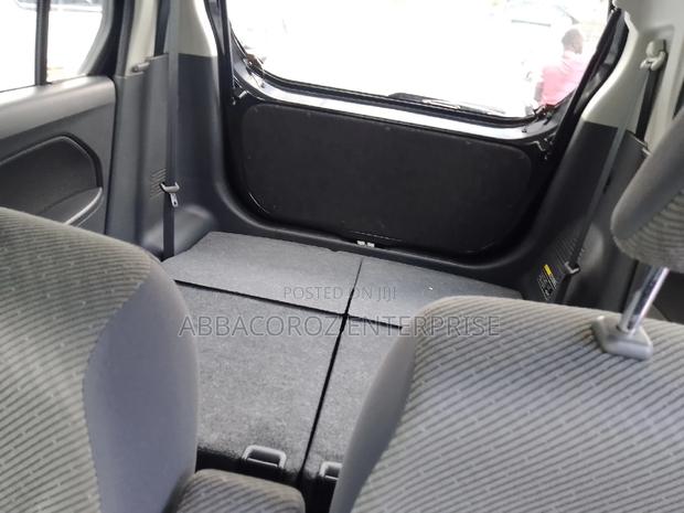 Suzuki Wagon R 2016 Black: City-Friendly Compact Vehicle