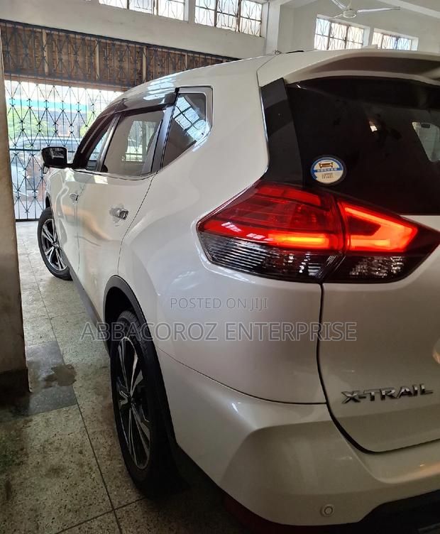 2017 Nissan X-Trail in Ivory - Pre-owned Offer