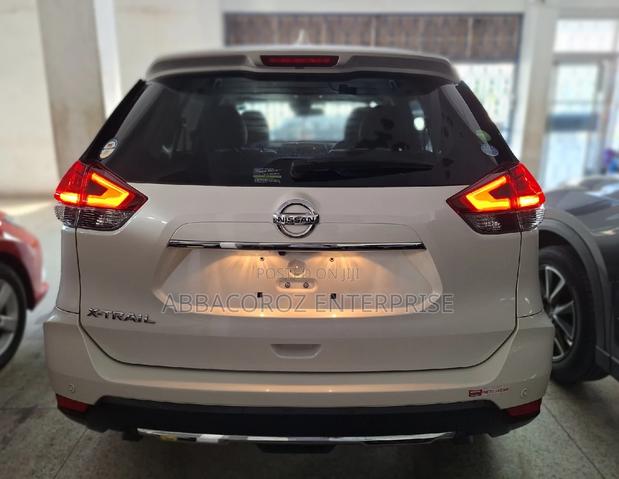2017 Nissan X-Trail in Ivory - Pre-owned Offer