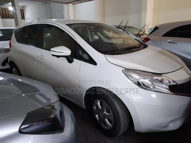 2016 Nissan Note Pearl - Compact, Efficient, and Versatile Vehicle
