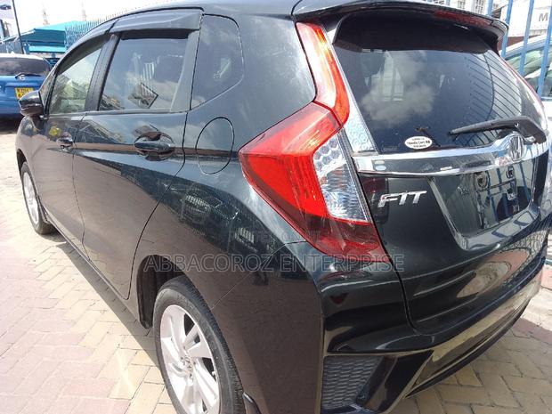 2016 Honda Fit Black: Fuel-Efficient Compact Car