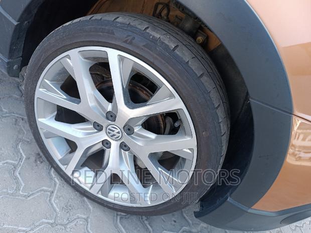 2016 Volkswagen Polo Brown: High-Quality Used Compact Car