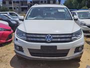 Pre-owned 2016 Volkswagen Tiguan SE FWD in White - Quality and Value Guaranteed! for sale