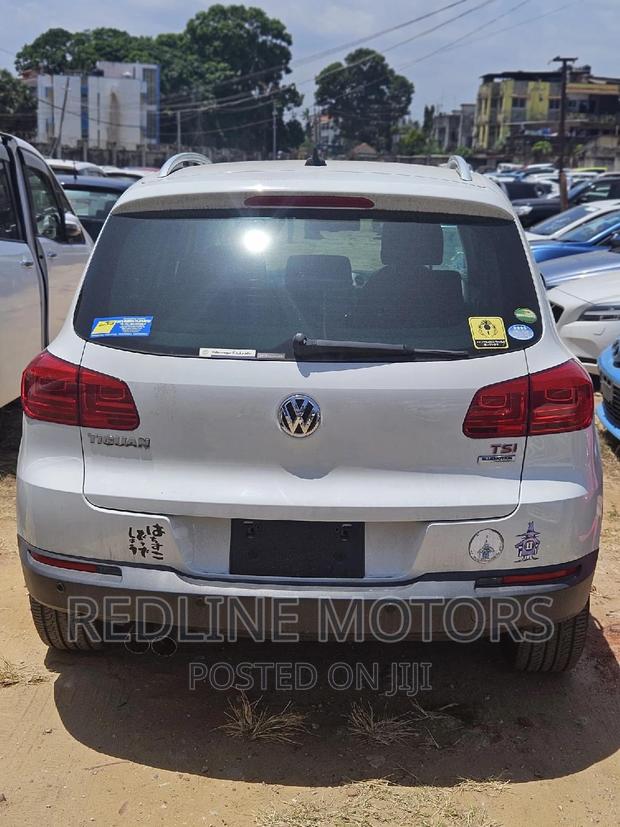 Pre-owned 2016 Volkswagen Tiguan SE FWD in White - Quality and Value Guaranteed!
