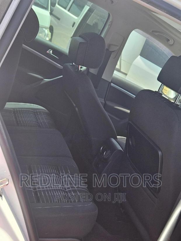 Pre-owned 2016 Volkswagen Tiguan SE FWD in White - Quality and Value Guaranteed!