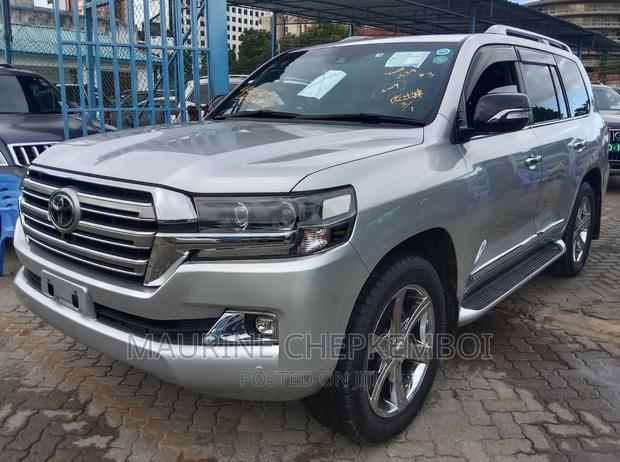 Used 2017 Toyota Land Cruiser 4.6 V8 ZX in Gray - Off-Road SUV