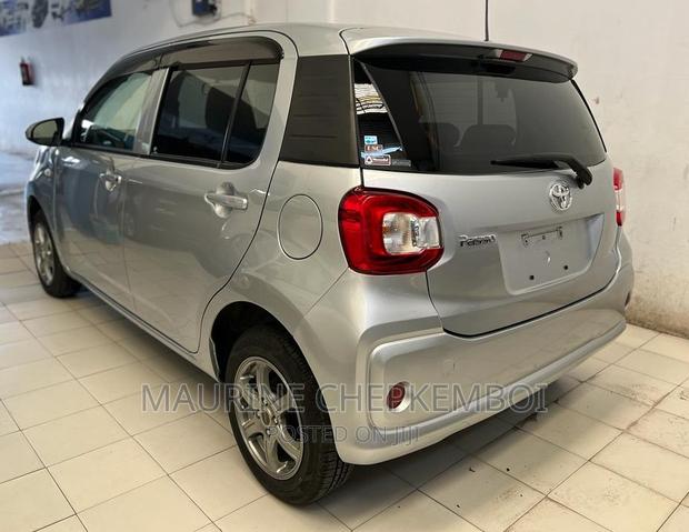 2016 Toyota Passo 1.3 FWD - Compact Car with Powerful Performance and Gray Exterior