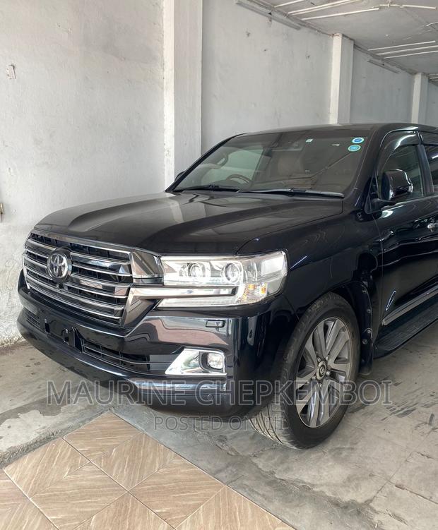 2017 Matt Black Toyota Land Cruiser 4.6 V8 ZX - Premium Edition