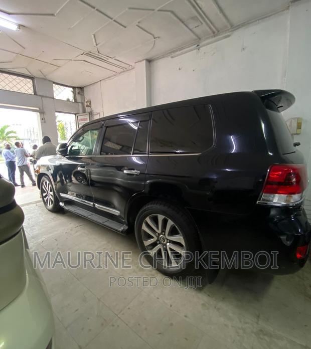 2017 Matt Black Toyota Land Cruiser 4.6 V8 ZX - Premium Edition