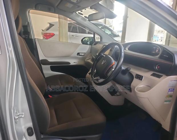 Used 2016 Toyota Sienta 1.5 AWD (6-seater) for Sale in Gray