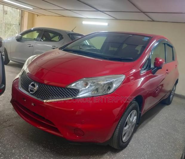 2016 Nissan Note Red: Stylish Compact Car