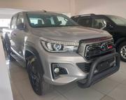 2017 Toyota Hilux Gray - Off-Roading & Style in One Vehicle for sale