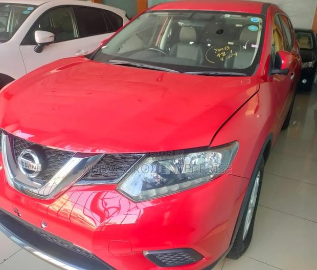 2016 Nissan X-Trail 2.0 Petrol FWD - Burgundy Metallic