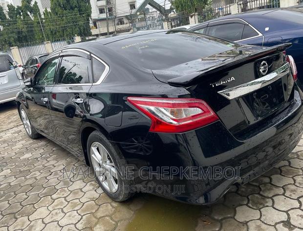 2016 Nissan Teana: Stylish Sedan on Sale Today