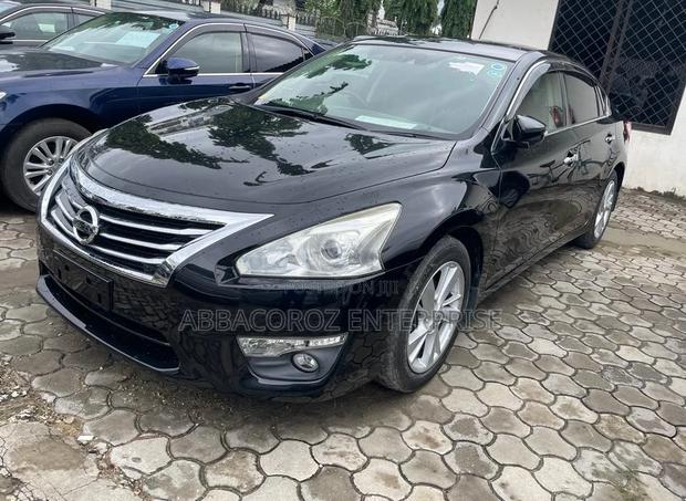2016 Nissan Teana: Stylish Sedan on Sale Today