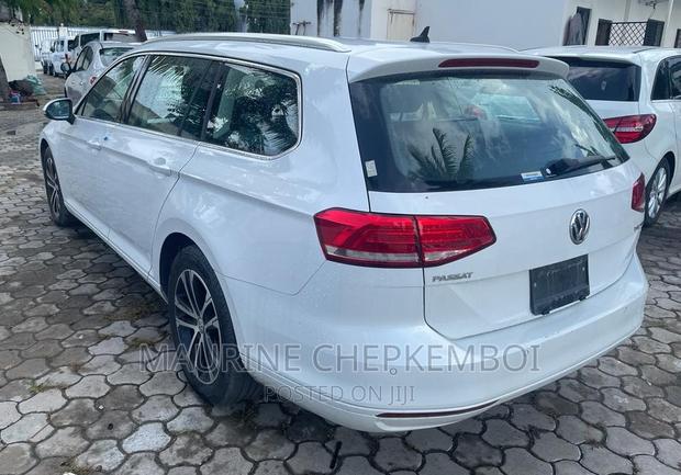 Volkswagen Passat Pearl 2016 - Pre-owned Luxury Vehicle for Sale