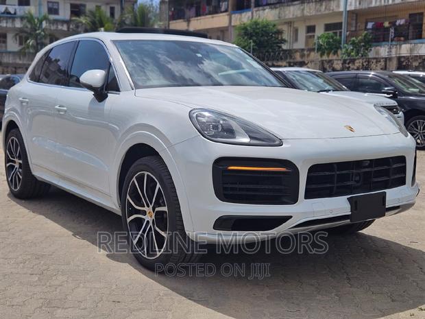 White 2019 Porsche Cayenne - High-Performance SUV