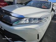 White Toyota Harrier 2017: Pre-owned SUV for Sale for sale