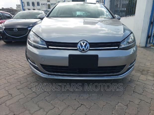 2017 Volkswagen Golf TSI S 4-Door FWD in Gray - Pre-owned