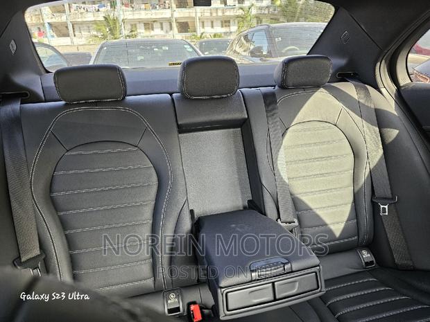 Luxury Mercedes-Benz C200 2017 in Black - Premium Condition!