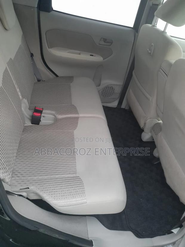 New 2016 Daihatsu Move in Black: Small Car, Big Style
