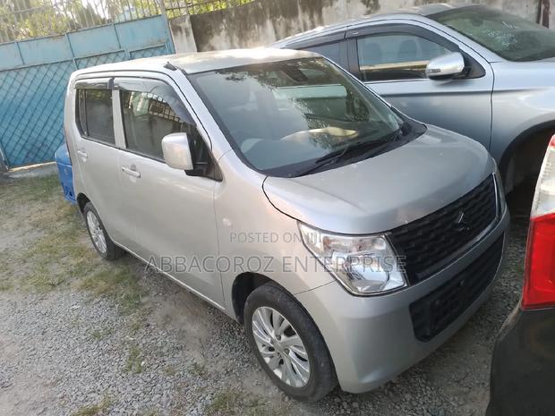 Silver 2016 Suzuki Wagon R 660 Petrol FWD - Economical Compact Hatchback