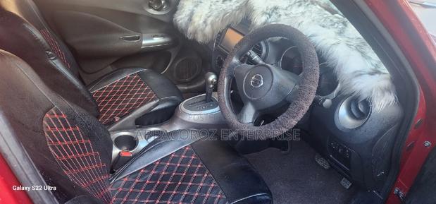 Stylish 2016 Nissan Juke in Burgundy: Perfect City Runner