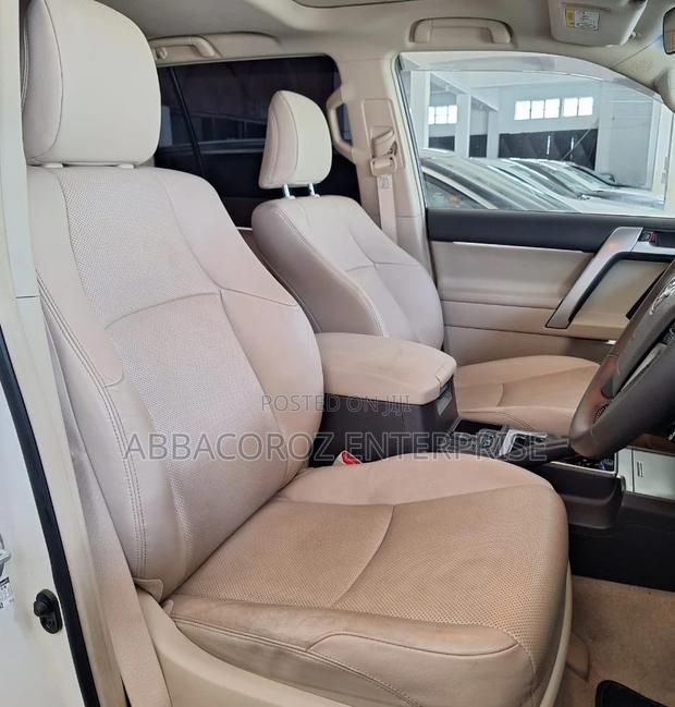 2018 Toyota Land Cruiser Prado 2.7 - Used Pearl Edition
