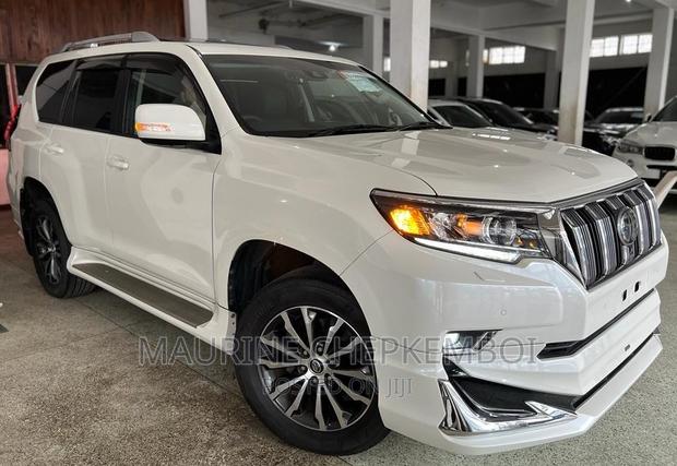 Pre-Owned 2018 Toyota Land Cruiser Prado 2.7 in White - Quality Used SUV