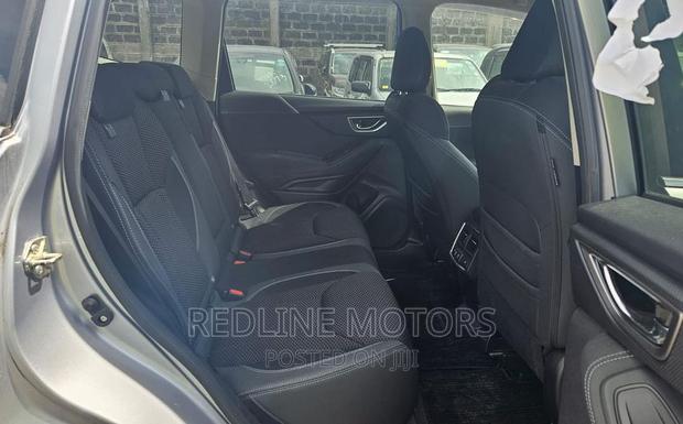 2018 Subaru Forester Silver: Refined Compact SUV