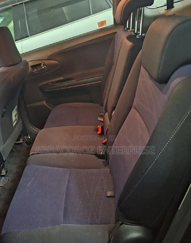 2017 Toyota Wish in Black: A Sedan for Everyday Comfort
